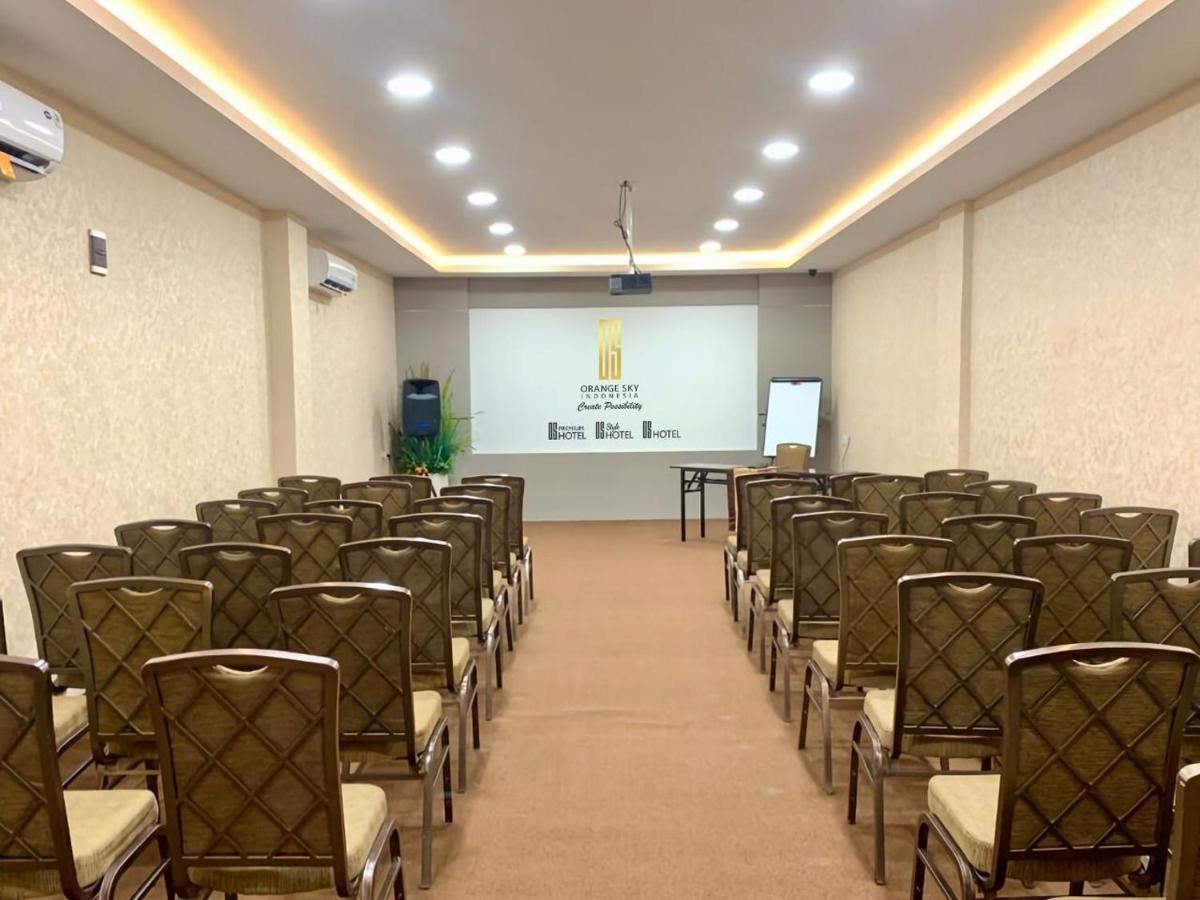 Sky View Hotel Managed By Os Batam Exterior foto